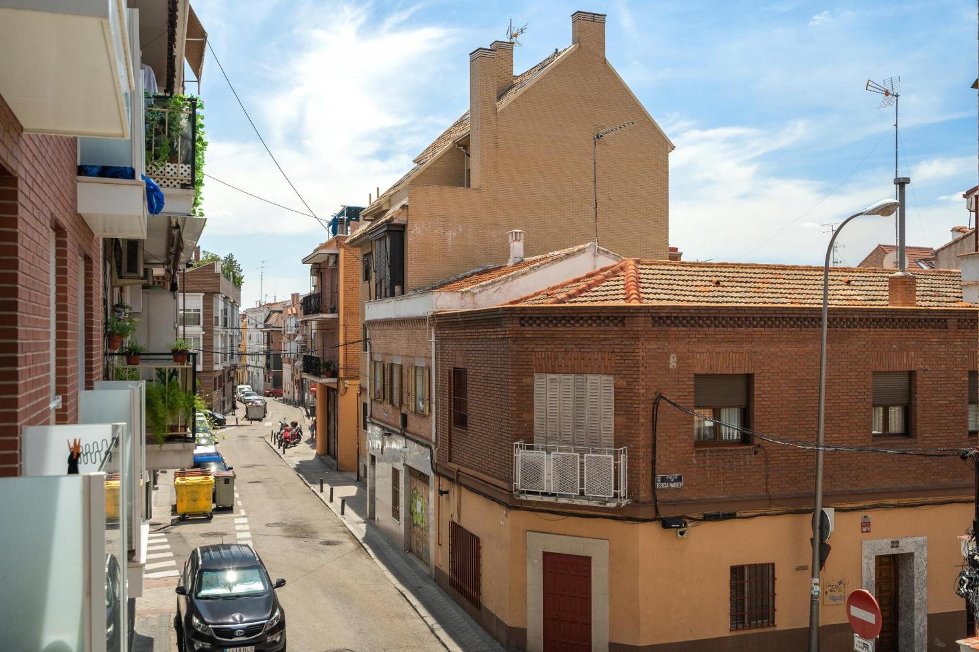 Apartamentos En Vallecas 马德里 外观 照片